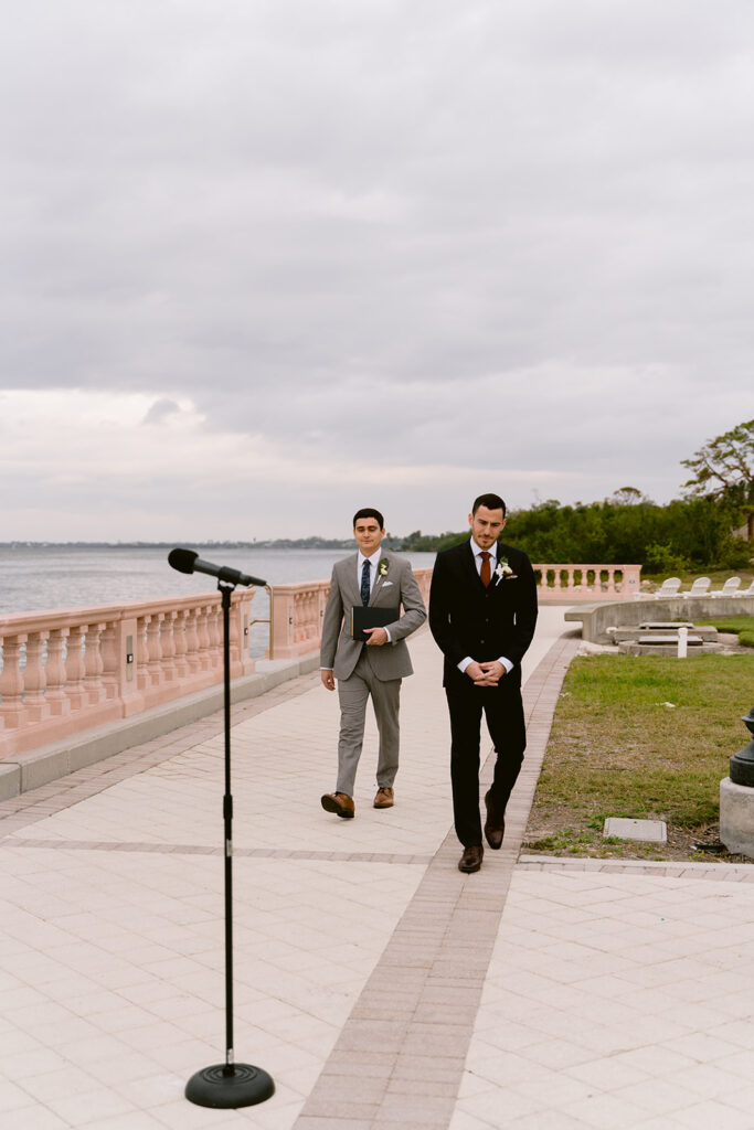 groom getting into position at his Sarasota Wedding 